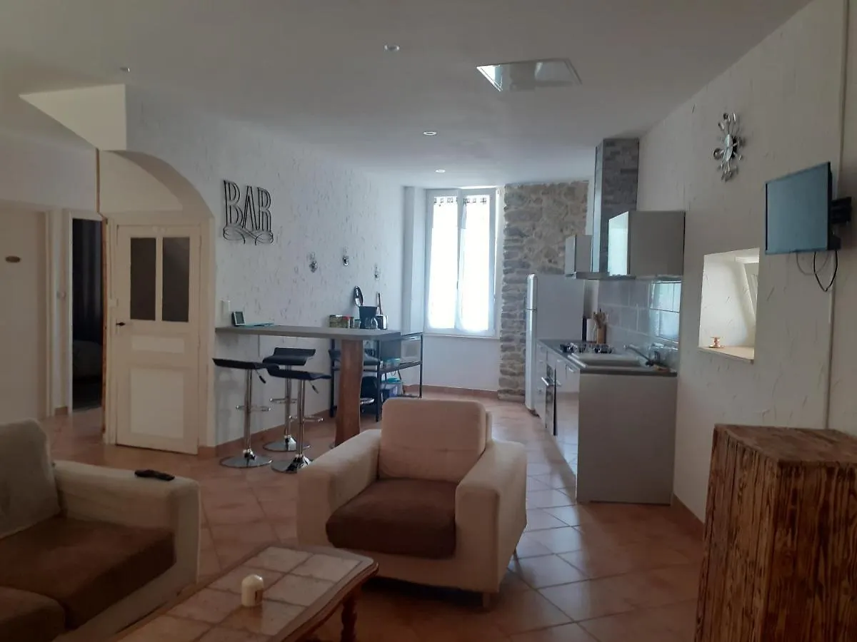 Appartemment Situe A Lacaune Les Bains فرنسا